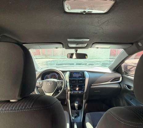 TOYOTA-YARIS-2020