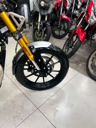 TRIUMPH-SCRAMBLER 400 X-2025