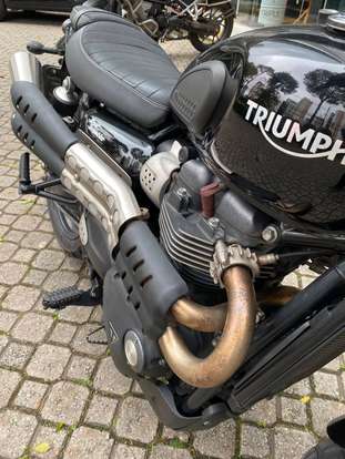TRIUMPH-STREET SCRAMBLER-2018