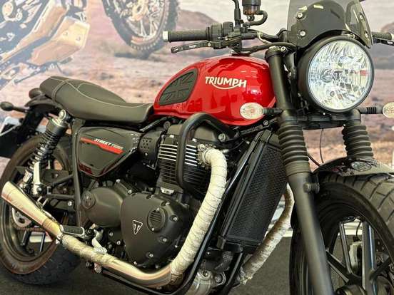 TRIUMPH-STREET TWIN-2019
