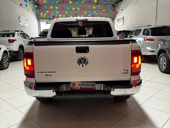VOLKSWAGEN-AMAROK-2.0 4X4 CD 16V TURBO INTERCOOLER DIESEL 4P MANUAL VOLKSWAGEN-AMAROK-2014