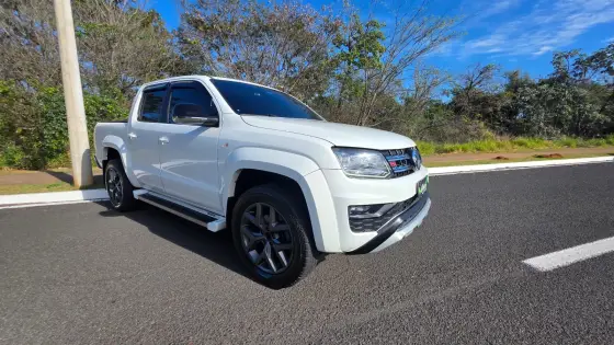 VOLKSWAGEN AMAROK 3.0 V6 TDI DIESEL HIGHLINE CD 4MOTION AUTOMÁTICO