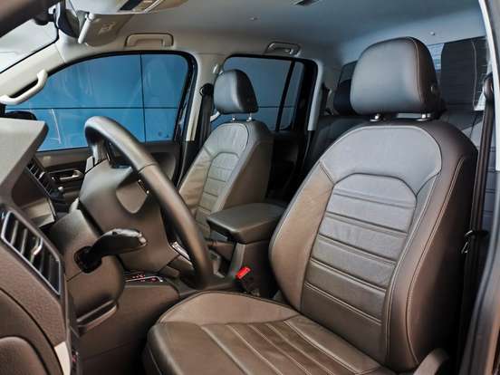 VOLKSWAGEN-AMAROK-3.0 V6 TDI DIESEL HIGHLINE CD 4MOTION AUTOMÁTICO VOLKSWAGEN-AMAROK-2023