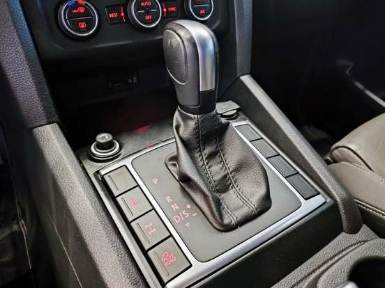 VOLKSWAGEN-AMAROK-2023