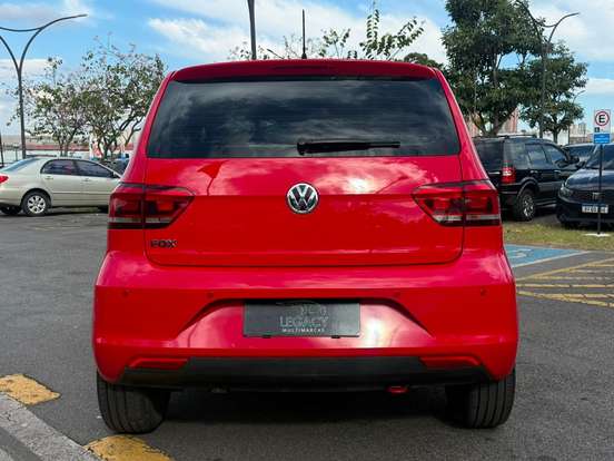 VOLKSWAGEN-FOX-2018