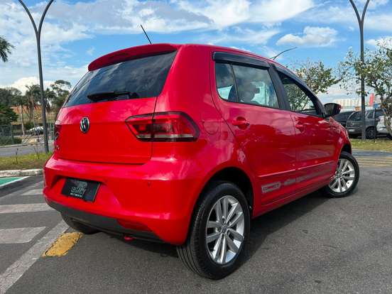 VOLKSWAGEN-FOX-1.6 MSI TOTAL FLEX CONNECT 4P MANUAL VOLKSWAGEN-FOX-2018