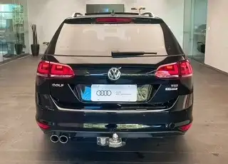 VOLKSWAGEN-GOLF-2015