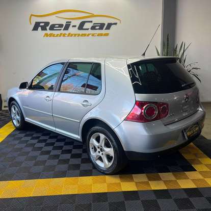 VOLKSWAGEN-GOLF-2007