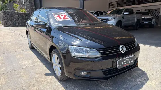 VOLKSWAGEN JETTA 2.0 COMFORTLINE FLEX 4P TIPTRONIC VOLKSWAGEN JETTA 2.0 COMFORTLINE FLEX 4P TIPTRONIC