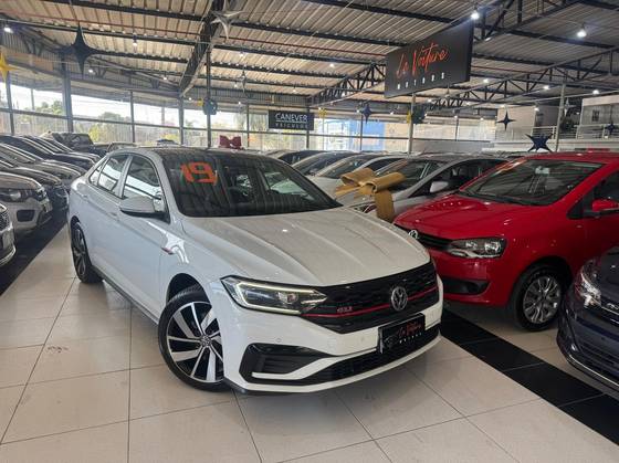 VOLKSWAGEN JETTA 2.0 350 TSI GASOLINA GLI DSG