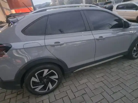 VOLKSWAGEN-NIVUS-1.0 200 TSI TOTAL FLEX HIGHLINE AUTOMÁTICO VOLKSWAGEN-NIVUS-2025