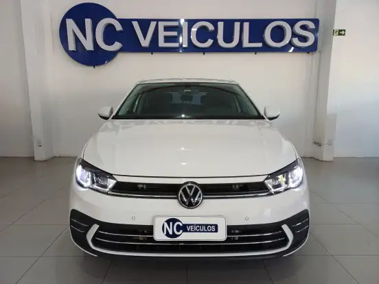 VOLKSWAGEN-POLO-2024