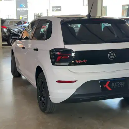 VOLKSWAGEN-POLO-2024