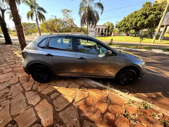 VOLKSWAGEN-POLO-2025