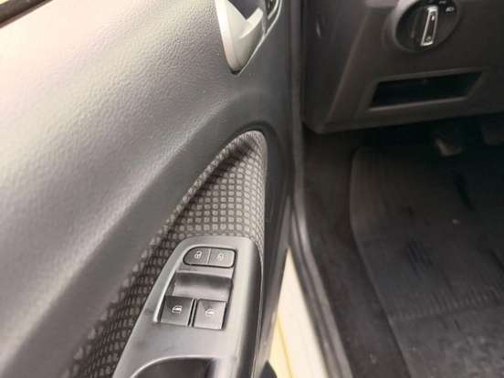 VOLKSWAGEN-SAVEIRO-1.6 MSI TRENDLINE CS 8V FLEX 2P MANUAL VOLKSWAGEN-SAVEIRO-2021