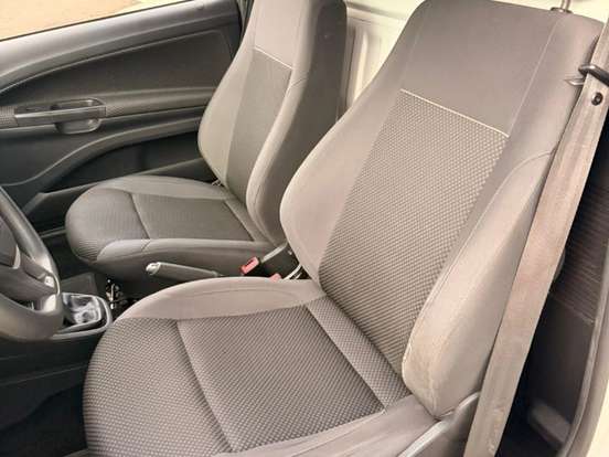 VOLKSWAGEN-SAVEIRO-1.6 MSI TRENDLINE CS 8V FLEX 2P MANUAL VOLKSWAGEN-SAVEIRO-2021