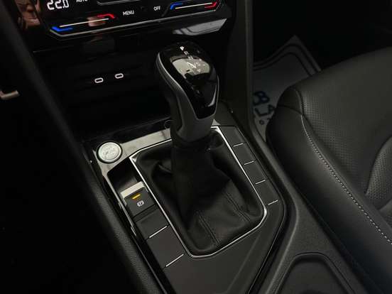 VOLKSWAGEN-TAOS-1.4 250 TSI TOTAL FLEX HIGHLINE AUTOMÁTICO VOLKSWAGEN-TAOS-2024