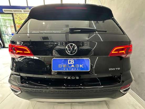 VOLKSWAGEN-TAOS-1.4 250 TSI TOTAL FLEX HIGHLINE AUTOMÁTICO VOLKSWAGEN-TAOS-2024