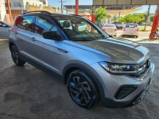 VOLKSWAGEN-T-CROSS-2024