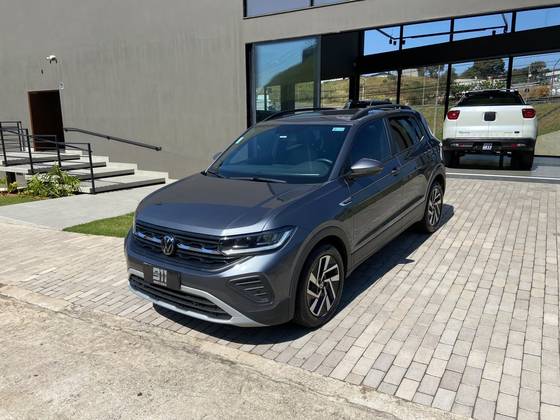VOLKSWAGEN T-CROSS 1.0 200 TSI TOTAL FLEX COMFORTLINE AUTOMÁTICO