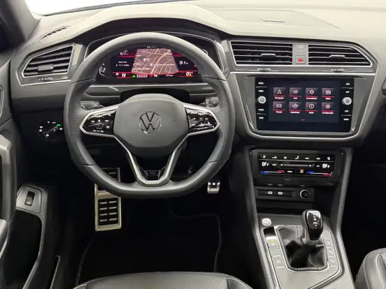 VOLKSWAGEN-TIGUAN-2.0 300 TSI GASOLINA ALLSPACE R-LINE AUTOMÁTICO VOLKSWAGEN-TIGUAN-2024
