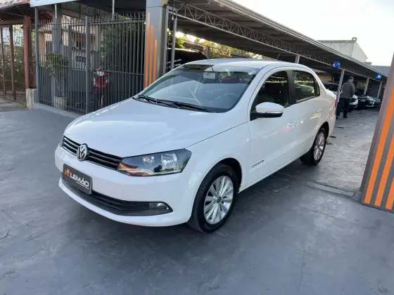 VOLKSWAGEN VOYAGE 1.0 MI COMFORTLINE 8V FLEX 4P MANUAL VOLKSWAGEN VOYAGE 1.0 MI COMFORTLINE 8V FLEX 4P MANUAL