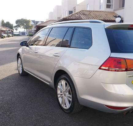 VOLKSWAGEN-GOLF-2016