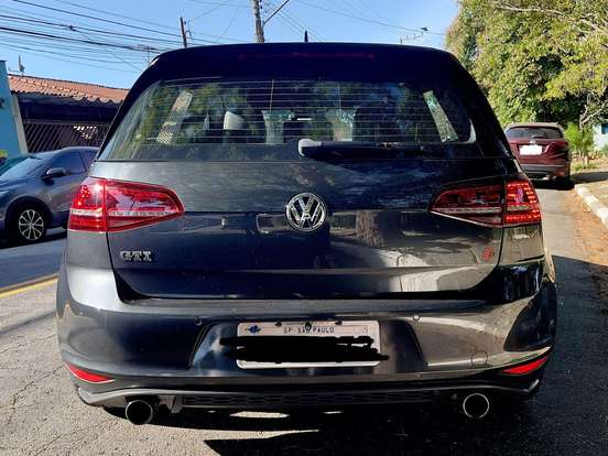 VOLKSWAGEN-GOLF-2.0 TSI GTI 16V TURBO GASOLINA 4P AUTOMÁTICO VOLKSWAGEN-GOLF-2014