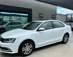 VOLKSWAGEN JETTA 1.4 16V TSI COMFORTLINE GASOLINA 4P TIPTRONIC VOLKSWAGEN JETTA 1.4 16V TSI COMFORTLINE GASOLINA 4P TIPTRONIC