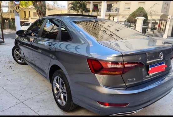 VOLKSWAGEN-JETTA-1.4 250 TSI TOTAL FLEX R-LINE TIPTRONIC VOLKSWAGEN-JETTA-2019
