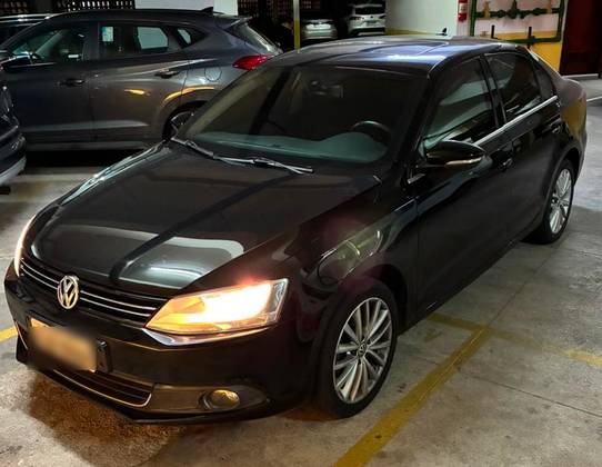 VOLKSWAGEN JETTA 2.0 TSI HIGHLINE 200CV GASOLINA 4P TIPTRONIC