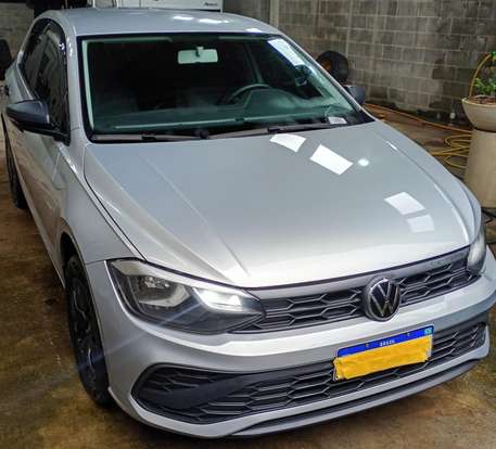 VOLKSWAGEN-POLO-2023