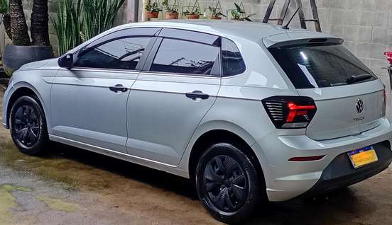 VOLKSWAGEN-POLO-2023