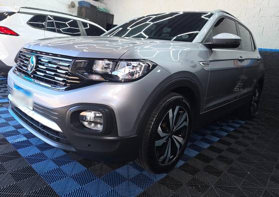 VOLKSWAGEN T-CROSS 1.0 200 TSI TOTAL FLEX COMFORTLINE AUTOMÁTICO