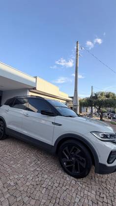 VOLKSWAGEN T-CROSS 1.4 250 TSI TOTAL FLEX HIGHLINE AUTOMÁTICO
