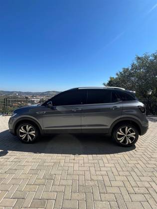 VOLKSWAGEN T-CROSS 1.4 250 TSI TOTAL FLEX HIGHLINE AUTOMÁTICO