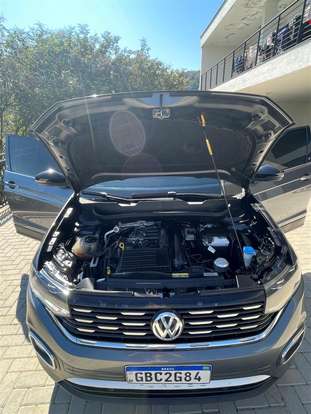 VOLKSWAGEN-T-CROSS-2020