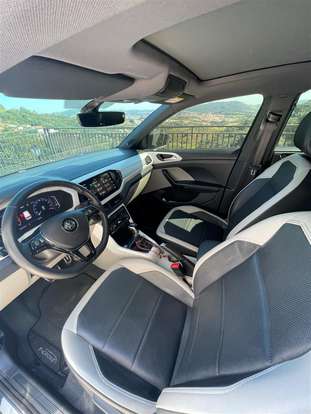 VOLKSWAGEN-T-CROSS-2020
