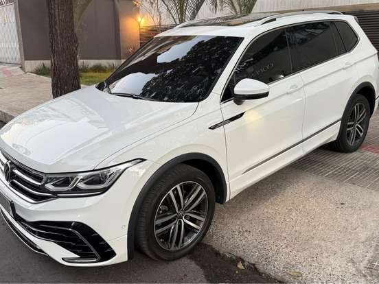 VOLKSWAGEN-TIGUAN-2.0 300 TSI GASOLINA ALLSPACE R-LINE AUTOMÁTICO VOLKSWAGEN-TIGUAN-2023