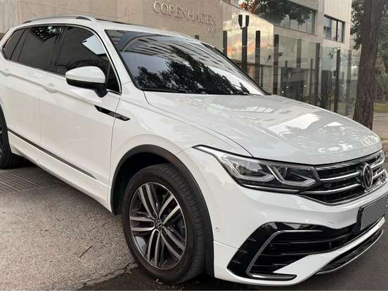 VOLKSWAGEN-TIGUAN-2.0 300 TSI GASOLINA ALLSPACE R-LINE AUTOMÁTICO VOLKSWAGEN-TIGUAN-2023