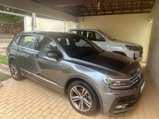 VOLKSWAGEN-TIGUAN-2018