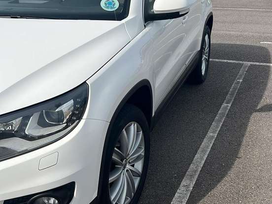 VOLKSWAGEN-TIGUAN-2.0 TSI 16V TURBO GASOLINA 4P TIPTRONIC VOLKSWAGEN-TIGUAN-2013