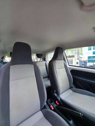 VOLKSWAGEN-UP-2014