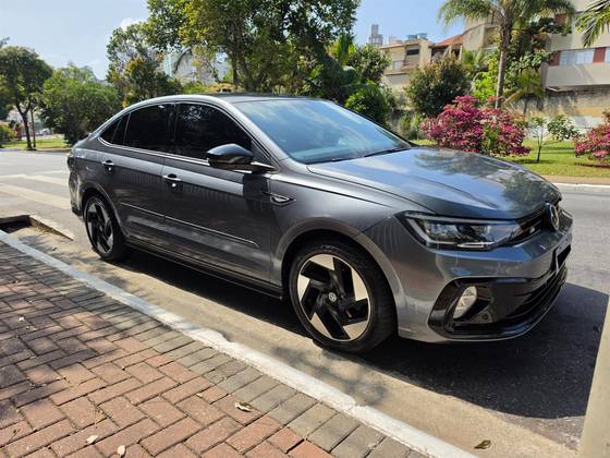 VOLKSWAGEN VIRTUS 1.0 200 TSI HIGHLINE AUTOMÁTICO