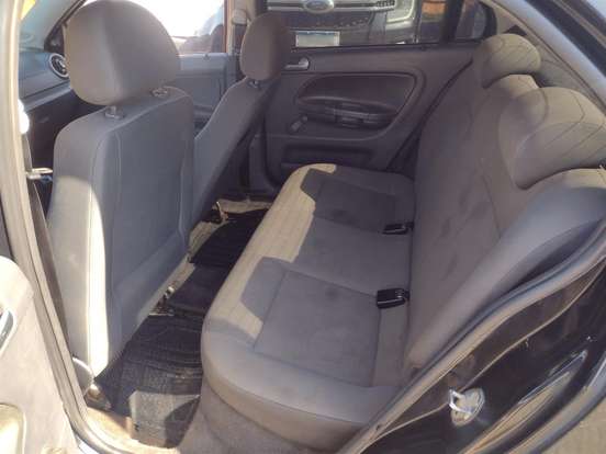 VOLKSWAGEN-VOYAGE-1.0 MI 8V FLEX 4P MANUAL VOLKSWAGEN-VOYAGE-2011