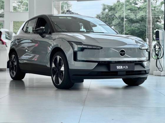 VOLVO EX30 69 KW ELÉTRICO PERFORMANCE ULTRA