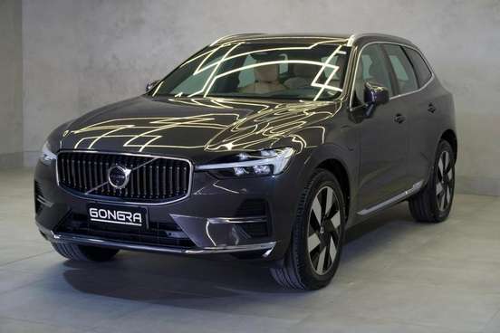 VOLVO-XC60-2023