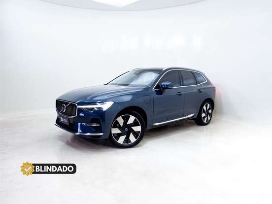 VOLVO-XC60-2023