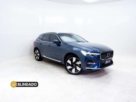 VOLVO-XC60-2023