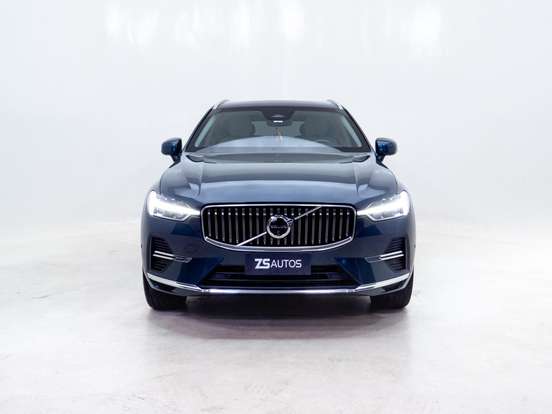 VOLVO-XC60-2023
